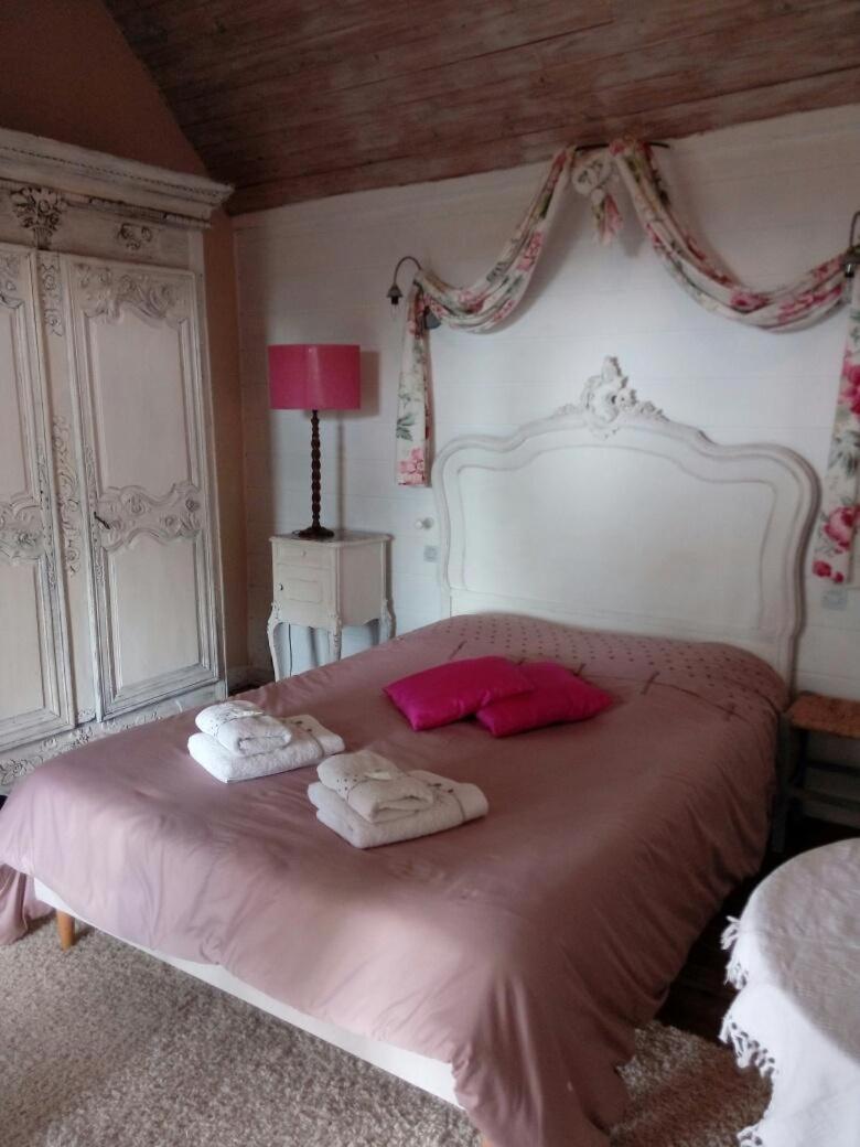 Bed and Breakfast Domaine Du Mont Scolan Montgardon Exterior foto